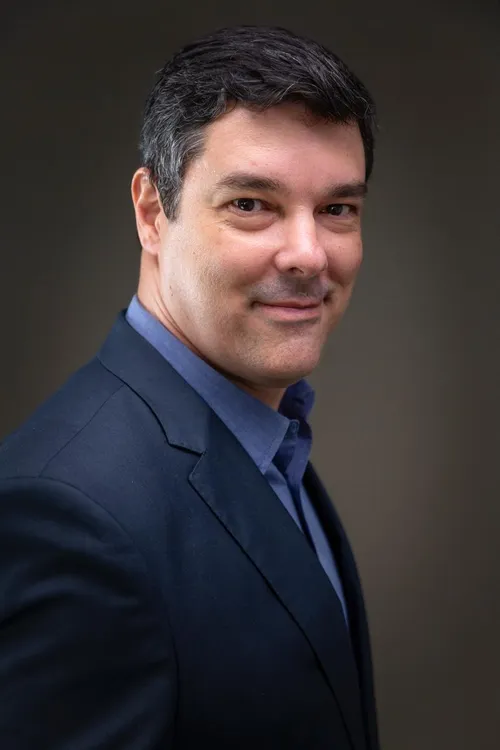 Ricardo Meneghelli de Freitas, fundador da Dueme Licitações